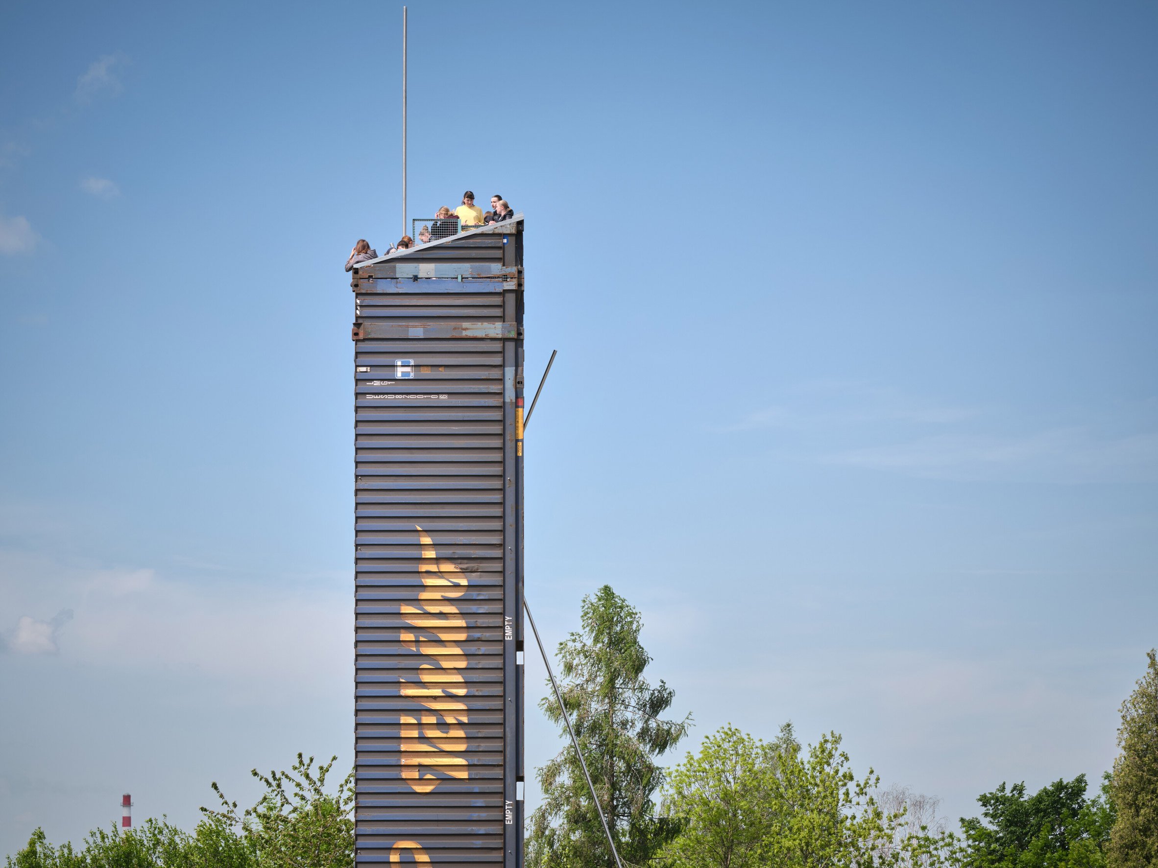 Viewing tower made from shipping containers by Atelier-r